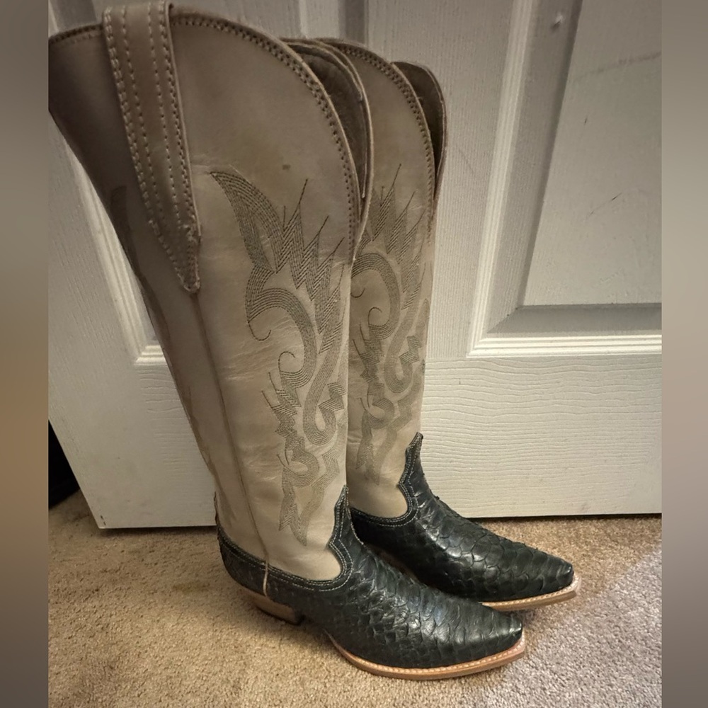 Freebird Woodland PythonTwo-Tone Western Cowboy Boots